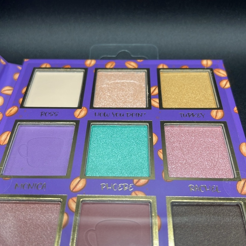 Friends Central Perk 12 Color Eyeshadow Mirror Palette - Picture 3 of 6
